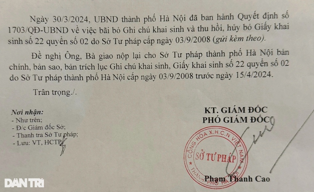 Mẹ học sinh bị hủy giấy khai sinh: Con tôi mất tự tin, cảm giác bị bỏ rơi - 3