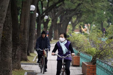 Không khí lạnh bao trùm miền Bắc trong ngày Quốc tế Phụ nữ 8/3