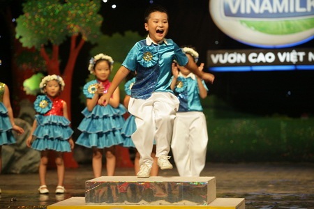 Dũng “lỳ”  và hành trình trở thành quán quân Đồ Rê Mí 2011