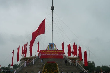 Lễ thượng cờ thống nhất non sông 
