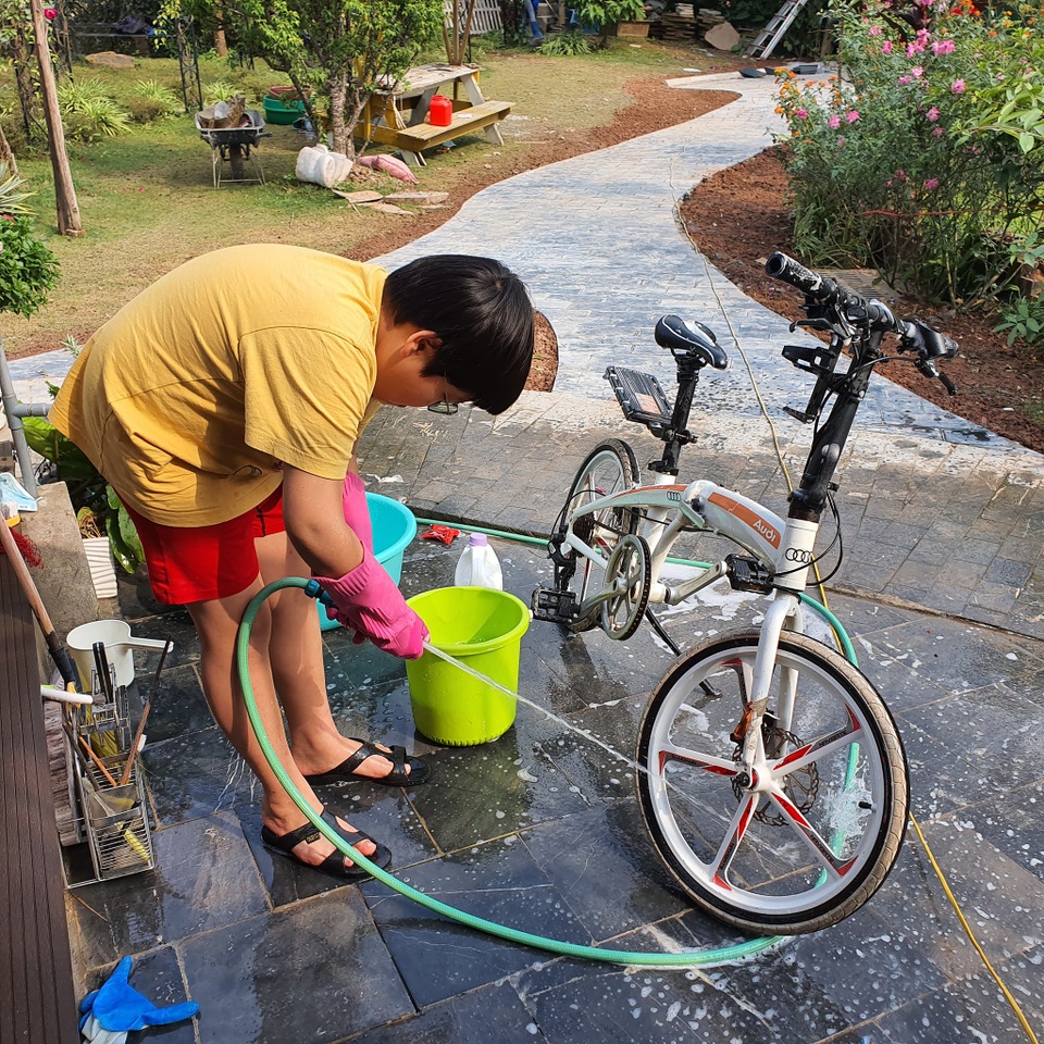 Con trai Xuân Bắc lém lỉnh tính tiền công với mẹ khiến dân mạng phì cười - 2 Con trai Xuân Bắc lém lỉnh tính tiền công với mẹ khiến dân mạng phì cười - 2