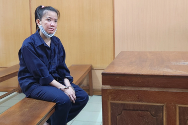 Đâm nhân tình cũ sau khi bị đánh đập, quỵt tiền