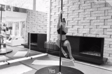 Sửng sốt xem Jennifer Lopez tập múa cột dẻo dai ở tuổi 50