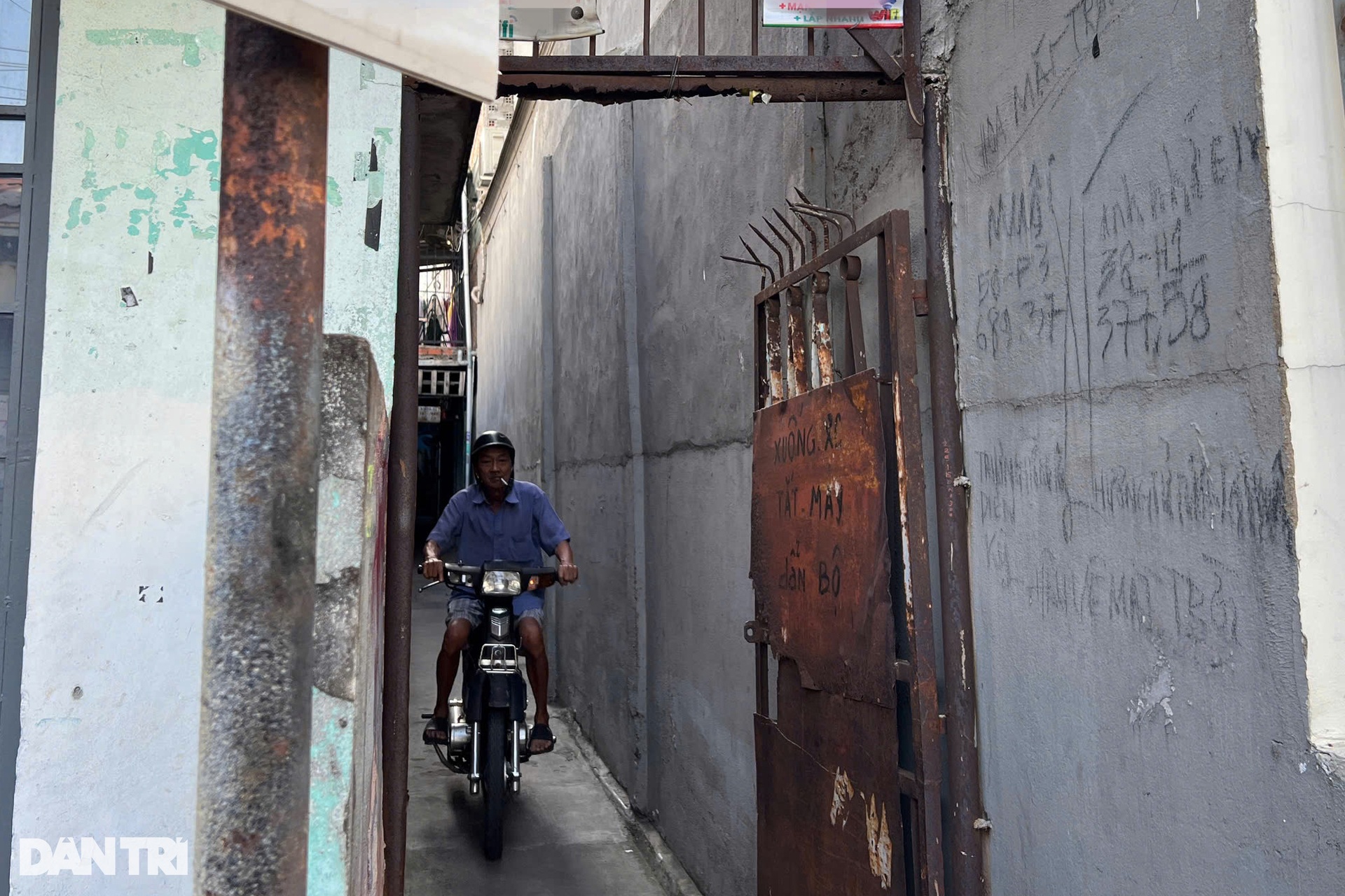 Chủ cơ sở lưu trú ở TPHCM tất bật khắc phục vi phạm PCCC - 3 Chủ cơ sở lưu trú ở TPHCM tất bật khắc phục vi phạm PCCC - 3