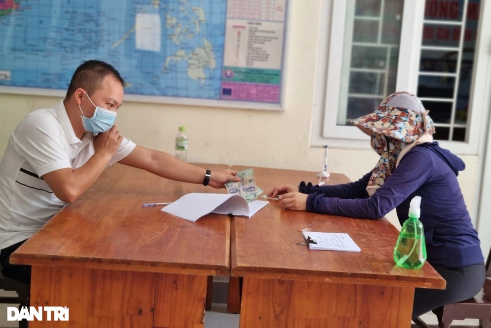 Đà Nẵng: Hơn 11.000 lao động tự do được hỗ trợ khó khăn do Covid-19 - 1 Đà Nẵng: Hơn 11.000 lao động tự do được hỗ trợ khó khăn do Covid-19 - 1