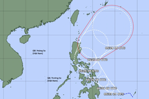 Áp thấp nhiệt đới gần Biển Đông sắp mạnh thành bão