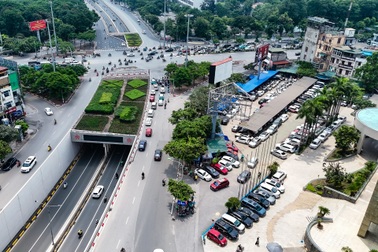 Cấm xe máy xăng ở Vành đai 1 Hà Nội: Sớm lắp đặt 2 vị trí trụ sạc xe điện