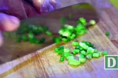 Khi nhà báo trổ tài … dao thớt