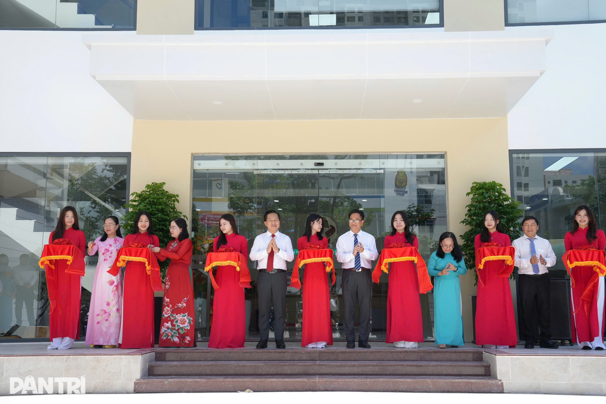 Trải nghiệm làm giấy tờ trong ngày đầu vận hành TPHCM mới - 3 Trải nghiệm làm giấy tờ trong ngày đầu vận hành TPHCM mới - 3