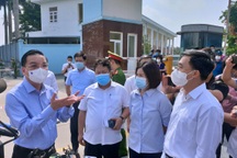 Chủ tịch Hà Nội: "Không phong tỏa, giãn cách xã hội toàn thành phố"