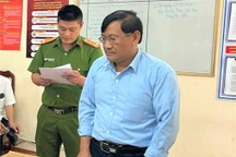 Một cán bộ ban quản lý rừng phòng hộ ở Hòa Bình lừa đảo 8 tỷ đồng