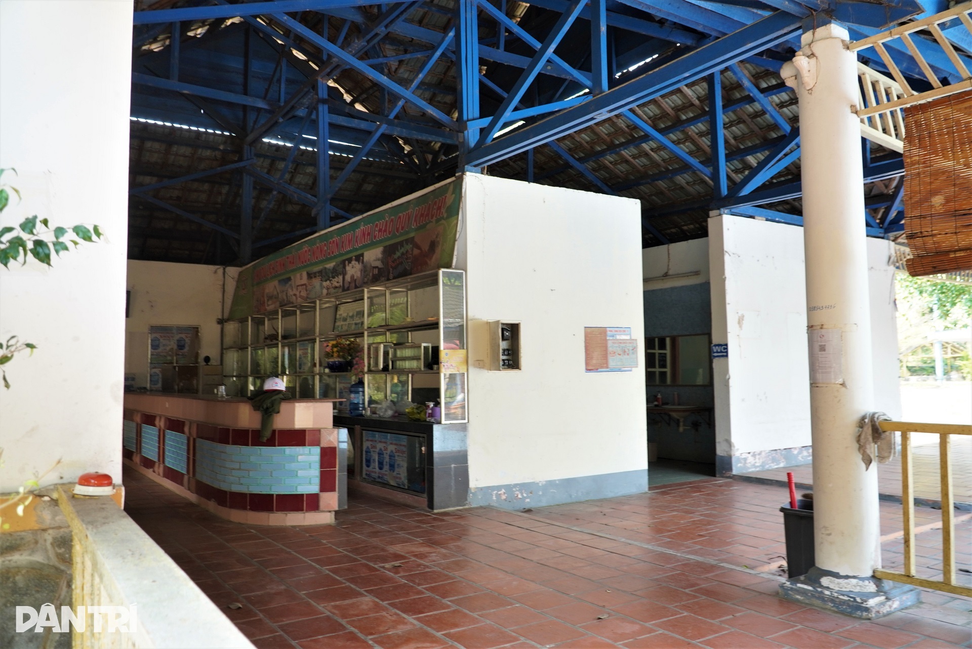 Hoang tàn khu sinh thái từng có mỏ nước khoáng nổi tiếng ở Hà Tĩnh - 8 Hoang tàn khu sinh thái từng có mỏ nước khoáng nổi tiếng ở Hà Tĩnh - 8