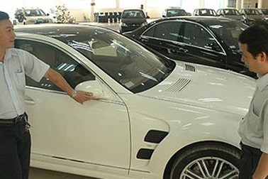 Nhàn hạ hưởng lợi tội gì giảm giá ôtô