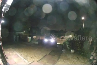 Xem trộm phá khóa xe điện 2,5 tỷ không cần chìa trong chớp mắt