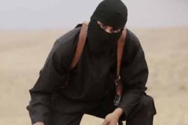 Hé lộ thân thế tên đao phủ trong các video của IS