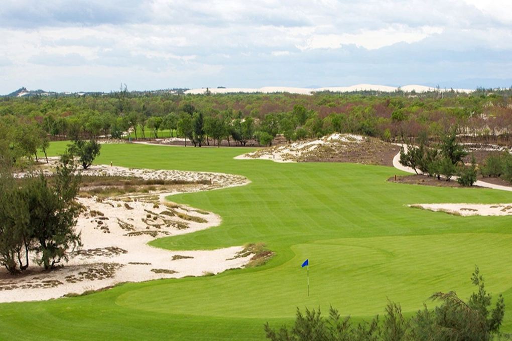 FLC nợ quá hạn 220 tỷ đồng tiền thuê đất dự án tại Quảng Bình - 2 FLC nợ quá hạn 220 tỷ đồng tiền thuê đất dự án tại Quảng Bình - 2