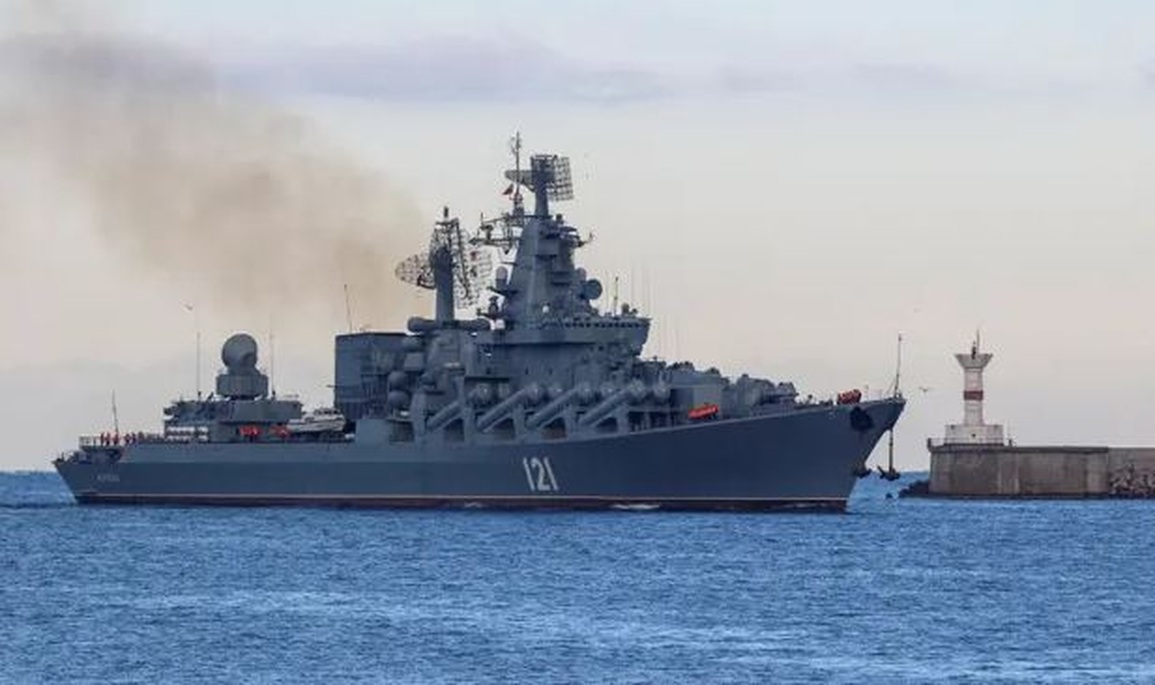 Ukraine tuyên bố tập kích tên lửa, bắn cháy tàu chiến chủ lực của Nga - 1 Ukraine tuyên bố tập kích tên lửa, bắn cháy tàu chiến chủ lực của Nga - 1