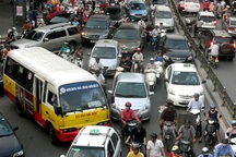 “Chưa rõ cơ sở mức thu phí lưu hành phương tiện cá nhân”