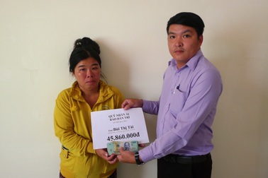 Trao hơn 45 triệu đồng bạn đọc giúp chị Bùi Thị Tài