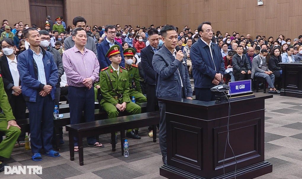 Bị hại mua trái phiếu Tân Hoàng Minh mong nhận lại tiền ngay tại tòa - 1 Bị hại mua trái phiếu Tân Hoàng Minh mong nhận lại tiền ngay tại tòa - 1