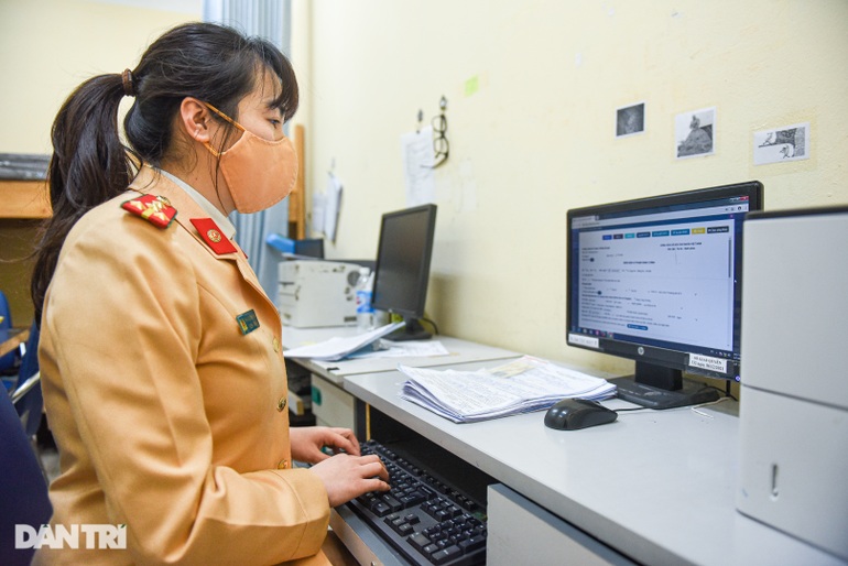 Những bông hồng vàng của CSGT Hà Nội - 9 Những bông hồng vàng của CSGT Hà Nội - 9