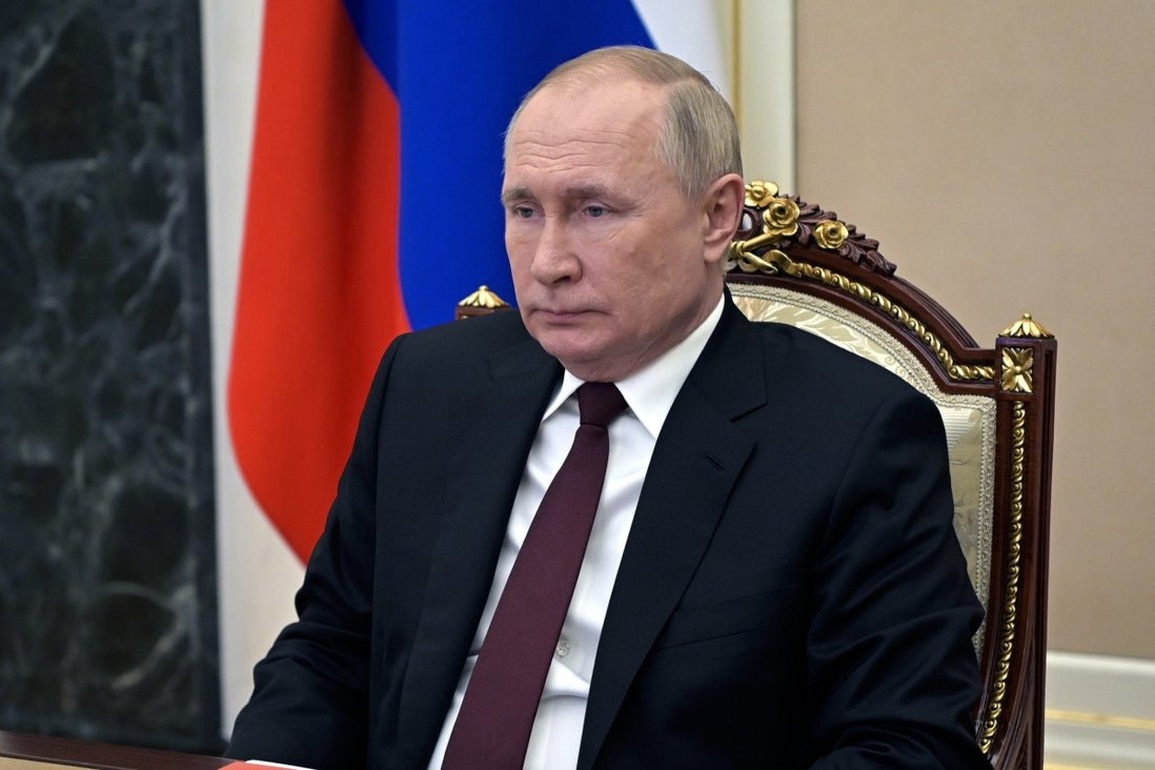 Ông Putin: Nga-Trung quyết chống lệnh trừng phạt phương Tây bằng mọi giá - 1 Ông Putin: Nga-Trung quyết chống lệnh trừng phạt phương Tây bằng mọi giá - 1