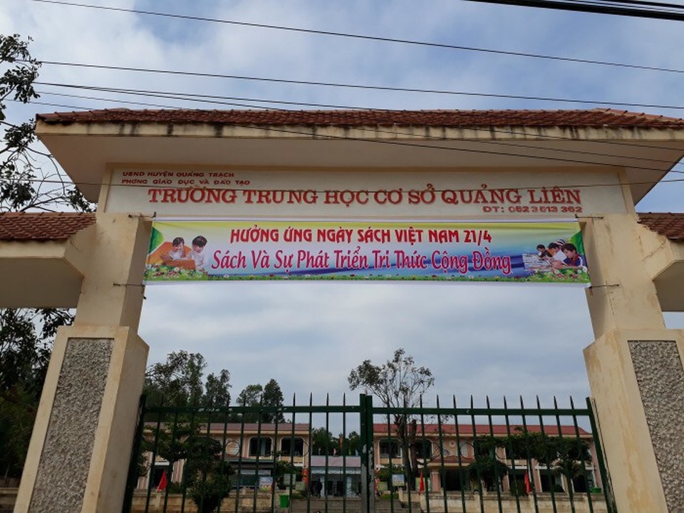 Quảng Bình: Hàng trăm giáo viên bị cắt hợp đồng trước khi được xét đặc cách biên chế - 2 Quảng Bình: Hàng trăm giáo viên bị cắt hợp đồng trước khi được xét đặc cách biên chế - 2
