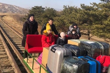 Nhà ngoại giao nước ngoài đồng loạt rời Triều Tiên