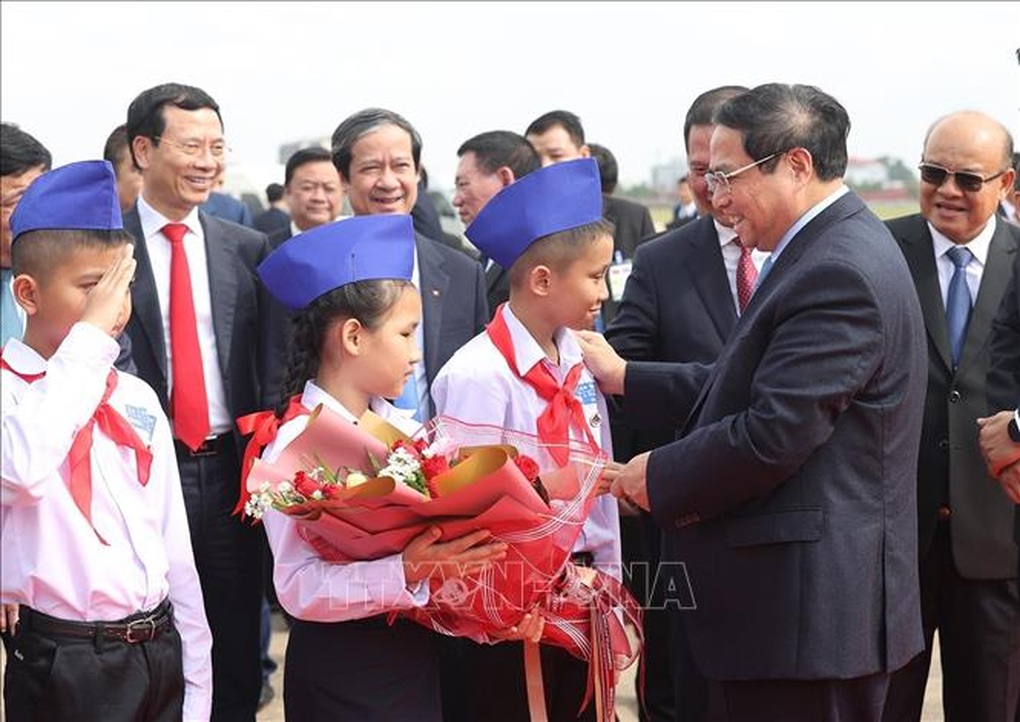 Thủ tướng Phạm Minh Chính kết thúc chuyến thăm chính thức và làm việc tại Lào - 5 Thủ tướng Phạm Minh Chính kết thúc chuyến thăm chính thức và làm việc tại Lào - 5