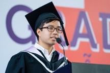 Thủ khoa tốt nghiệp điểm tuyệt đối 4.0/4.0 ĐH RMIT:"Tôi chơi nhiều hơn học"