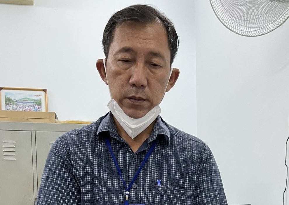 TPHCM: Lập danh sách sai để trục lợi tiền hỗ trợ, một cán bộ phường bị bắt - 1 TPHCM: Lập danh sách sai để trục lợi tiền hỗ trợ, một cán bộ phường bị bắt - 1