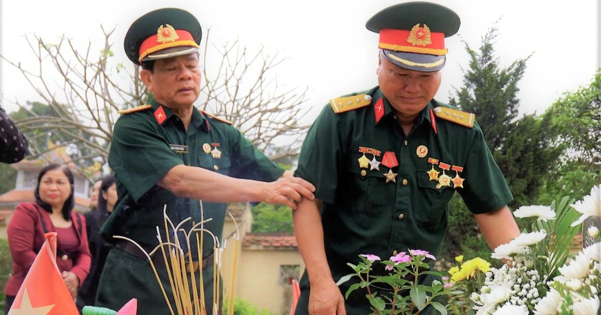 "Hòa Bình đẹp lắm đồng đội ơi!"