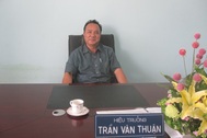 Trường có 102 học sinh bỏ học: Hiệu trưởng bị tố “có nhiều vấn đề”
