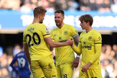 Chelsea thua với tỷ số khó tin trước đội bóng mới lên hạng