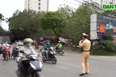 Theo chân CSGT đi bắt hàng loạt "ma men" tại Hà Nội