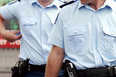 Tay lái “lụa” … cụt tay