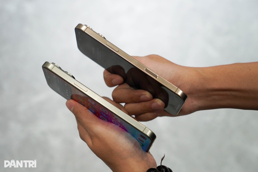 iPhone 16 Pro Max đọ dáng iPhone 15 Pro Max - 2 iPhone 16 Pro Max đọ dáng iPhone 15 Pro Max - 2
