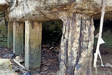 Cầu tàu xuống cấp thê thảm, nguy cơ đổ sập