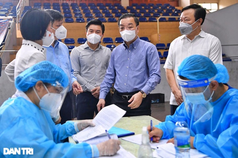 Hà Nội 10/9: Tiêm vắc xin kết hợp xét nghiệm sàng lọc nhằm vét sạch F0 - 2 Hà Nội 10/9: Tiêm vắc xin kết hợp xét nghiệm sàng lọc nhằm vét sạch F0 - 2