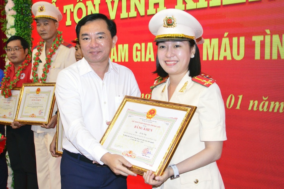 Nữ Bí thư Đoàn Công an Bạc Liêu: Hạnh phúc làm điều bình dị có ích xã hội - 1 Nữ Bí thư Đoàn Công an Bạc Liêu: Hạnh phúc làm điều bình dị có ích xã hội - 1