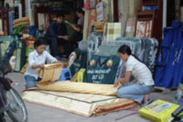 Thị trường chiếu, đệm hè: Nhiều sản phẩm mới