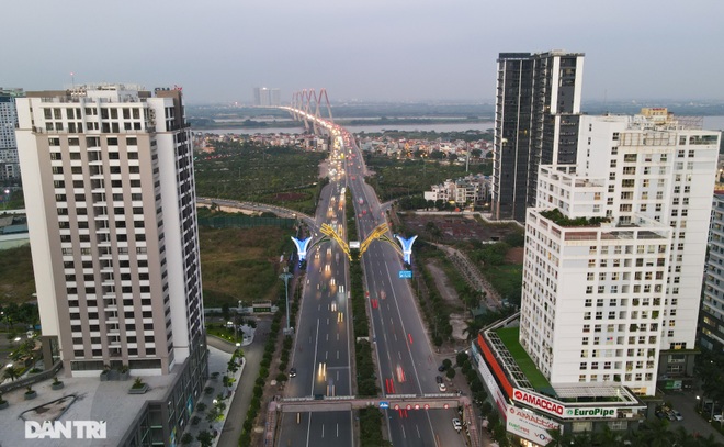 Giao thông “nghẹt thở” tại tuyến đường sắp có làn ưu tiên xe buýt - 7 Giao thông “nghẹt thở” tại tuyến đường sắp có làn ưu tiên xe buýt - 7