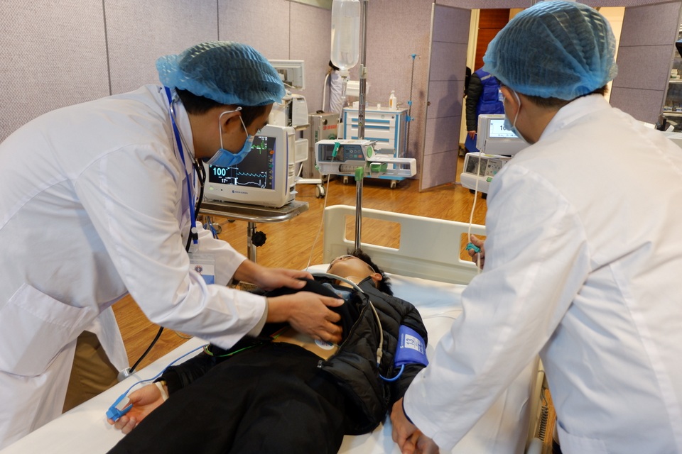 Hơn 300 cán bộ, chiến sĩ diễn tập y tế phục vụ Đại hội Đảng - 13