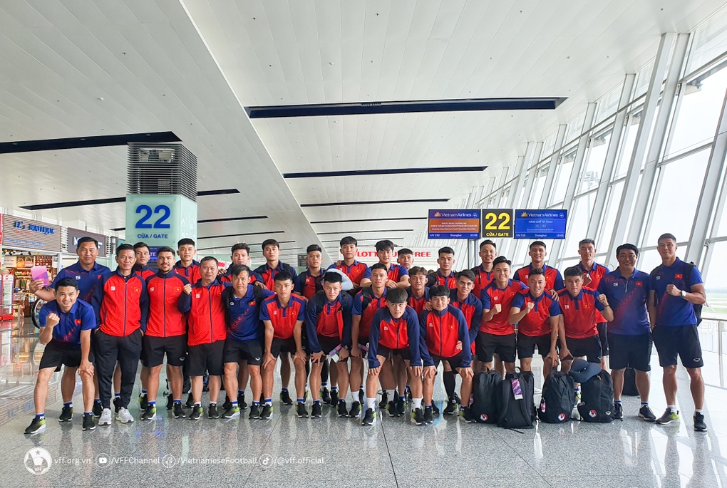 Đội tuyển Olympic Việt Nam lên đường tham dự Asiad 19 - 1 Đội tuyển Olympic Việt Nam lên đường tham dự Asiad 19 - 1