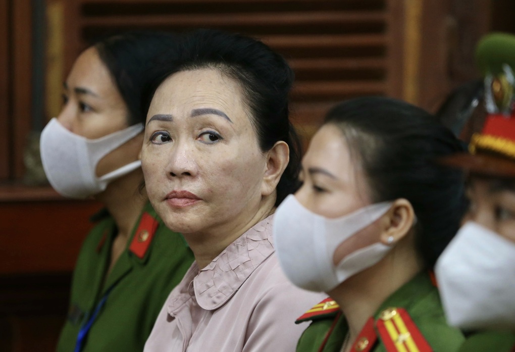 Bà Trương Mỹ Lan muốn chuyển 1.000 tỷ đồng của Nguyễn Cao Trí sang SCB - 1 Bà Trương Mỹ Lan muốn chuyển 1.000 tỷ đồng của Nguyễn Cao Trí sang SCB - 1