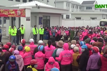 Tổ chức đối thoại với 5.000 lao động ngừng việc tập thể