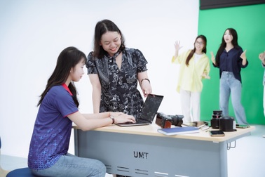 Định vị thế mạnh dành cho sinh viên ngành truyền thông