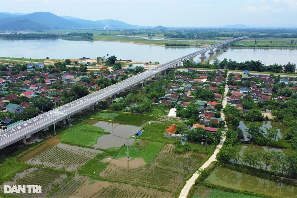 Cao tốc Diễn Châu - Bãi Vọt thông toàn tuyến vào 30/6 - 1 Cao tốc Diễn Châu - Bãi Vọt thông toàn tuyến vào 30/6 - 1