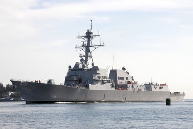 Mỹ điều 3 tàu khu trục trang bị tên lửa dẫn đường tuần tra Biển Đông