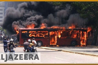 Venezuela hỗn hoạn vì kế hoạch đảo chính của phe đối lập